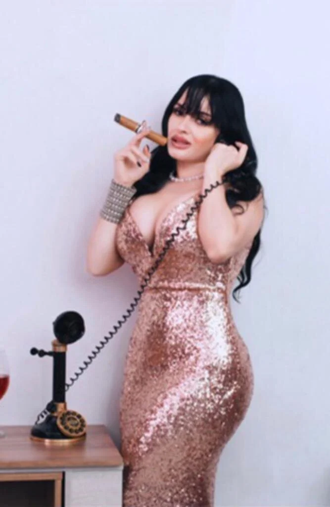 XXX Porn Photo of Nude CharlotteAngelss_ 9