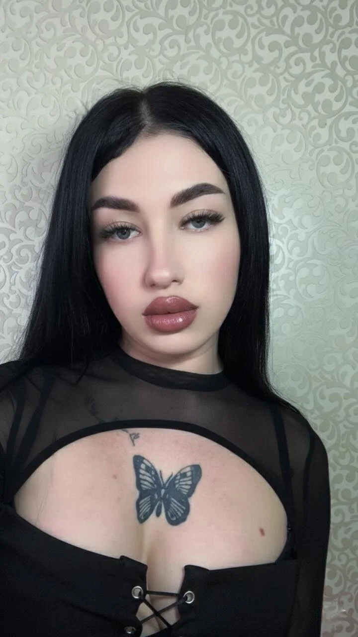 XXX Porn Photo of Nude milanasky5 3