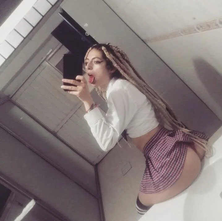 XXX Porn Photo of Nude Pinky_doll777 10