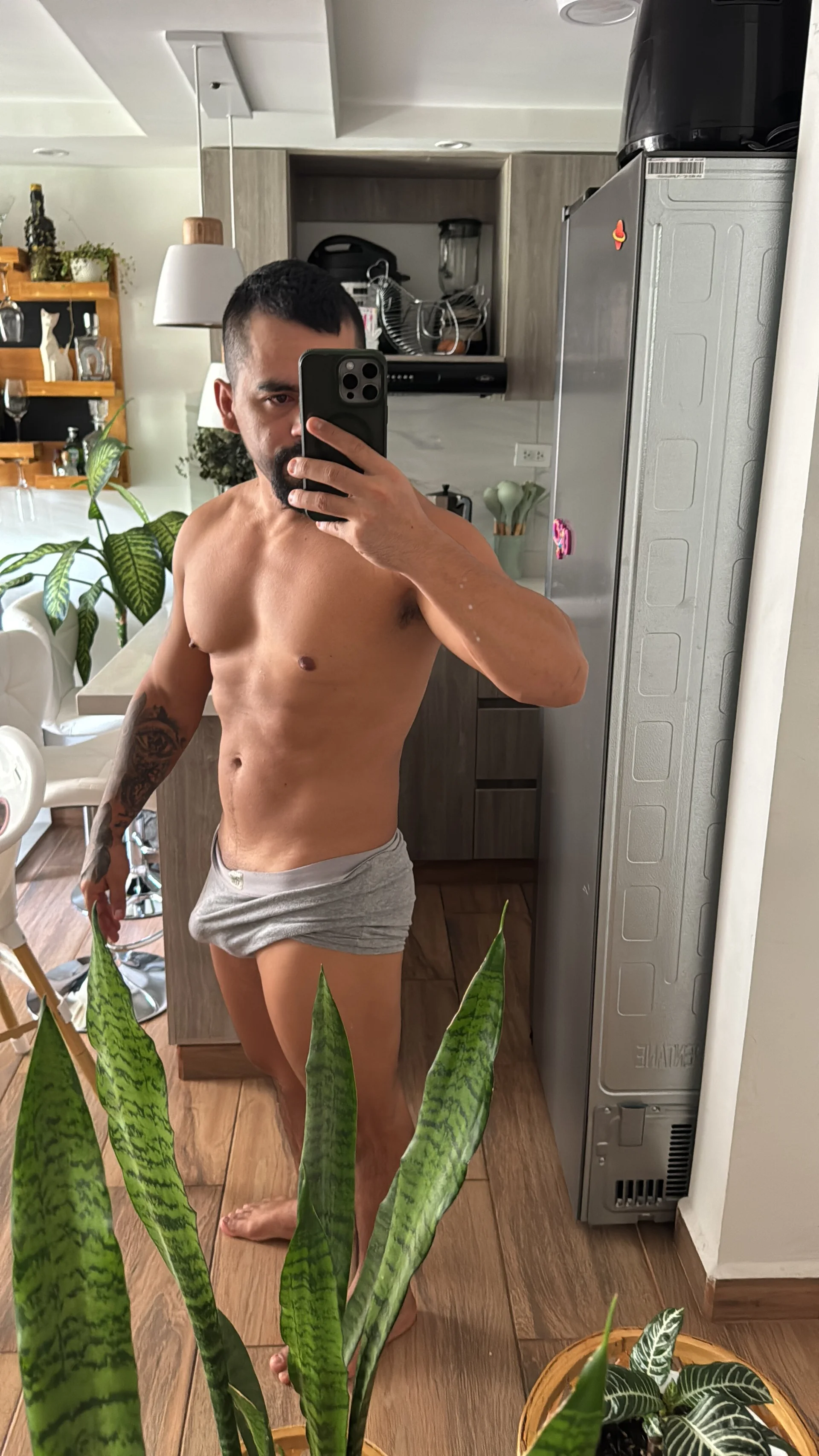 XXX Porn Photo of Nude riky_11 6