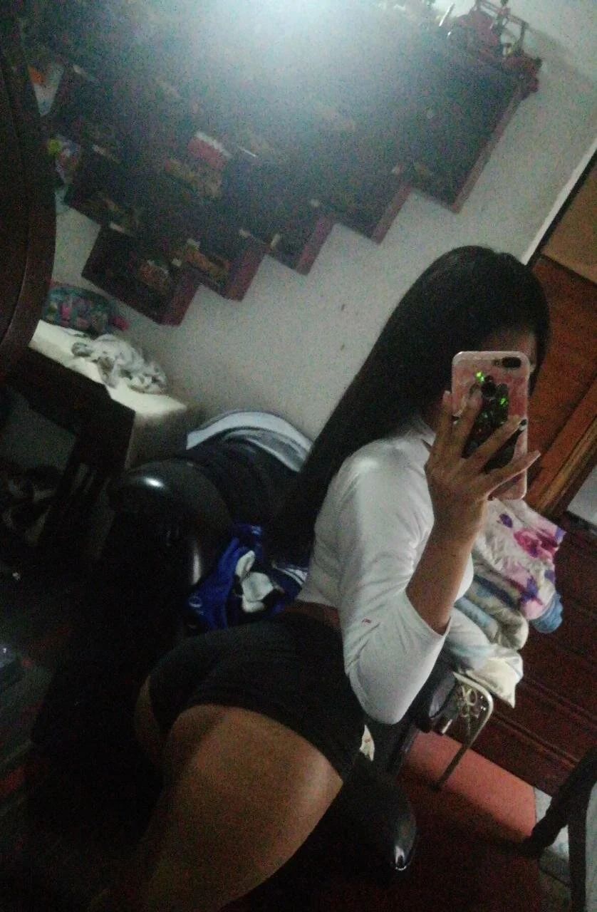 XXX Porn Photo of Nude Kim_clark1 6
