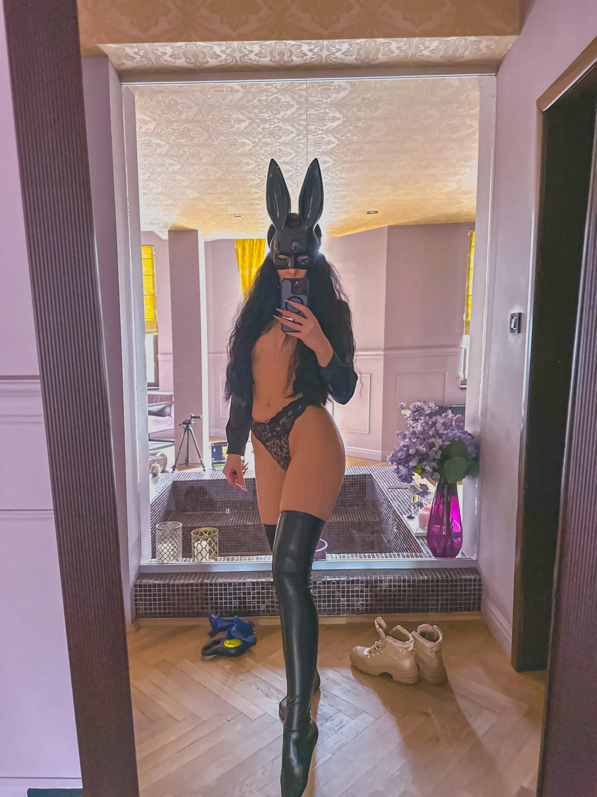 XXX Porn Photo of Nude toogood2betruee 2