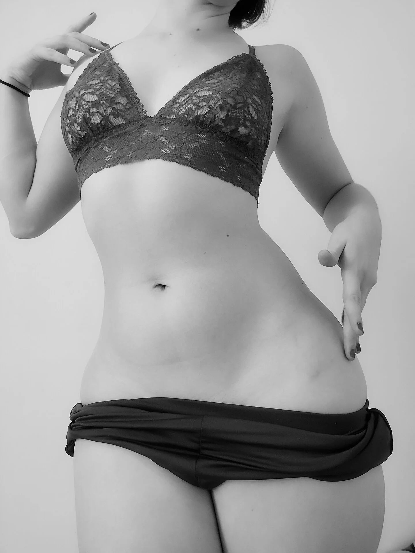 XXX Porn Photo of Nude Elise_Nyx 17