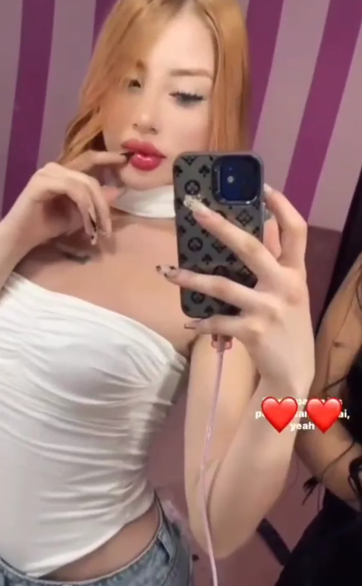 XXX Porn Photo of Nude Jessy_Queen 2