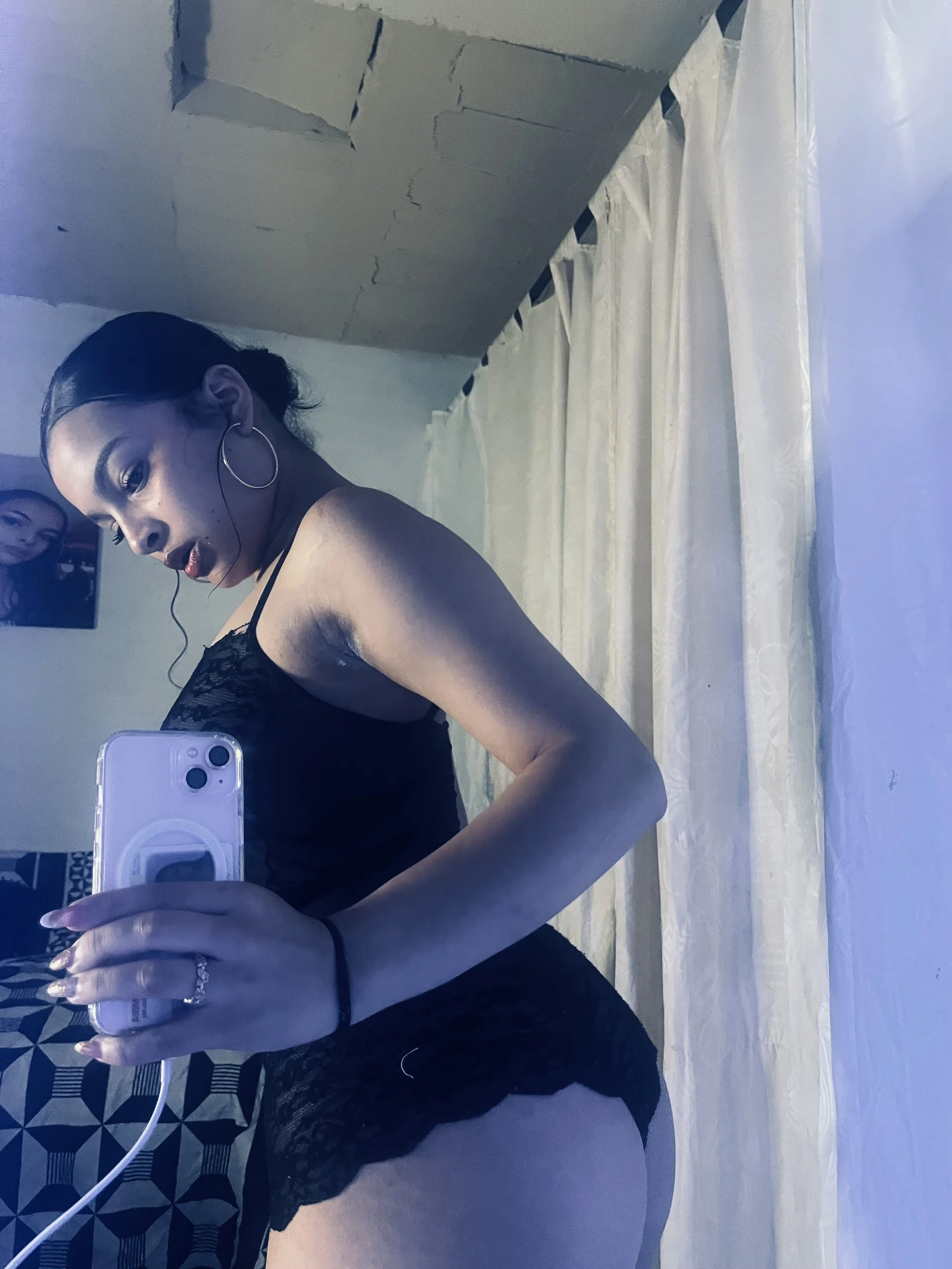XXX Porn Photo of Nude fuego-lati 3