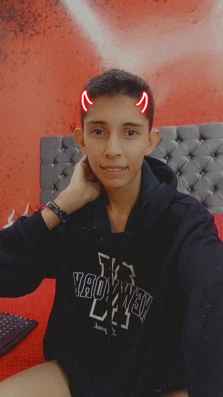 XXX Porn Photo of Nude gomitaboy1 7