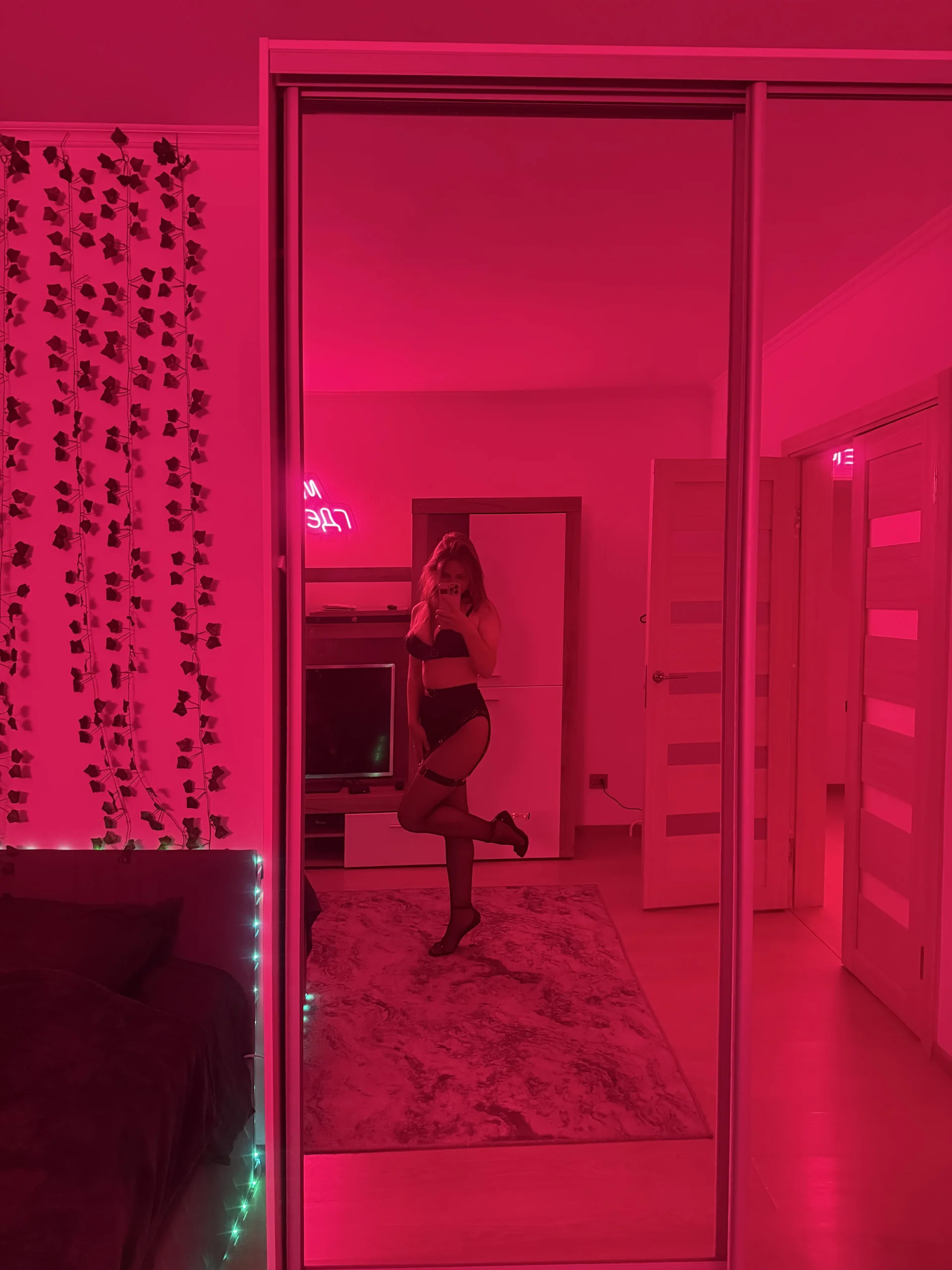 XXX Porn Photo of Nude Niksa99x 5