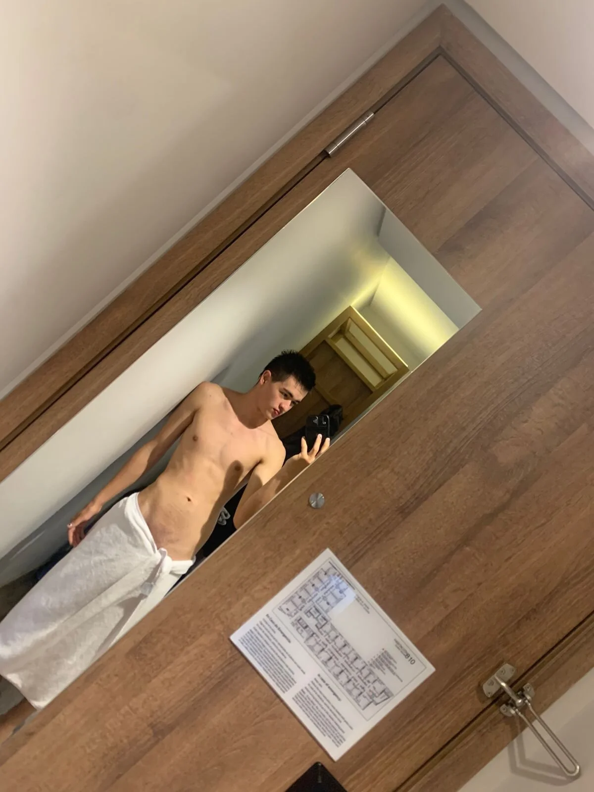 XXX Porn Photo of Nude xander_nova 4