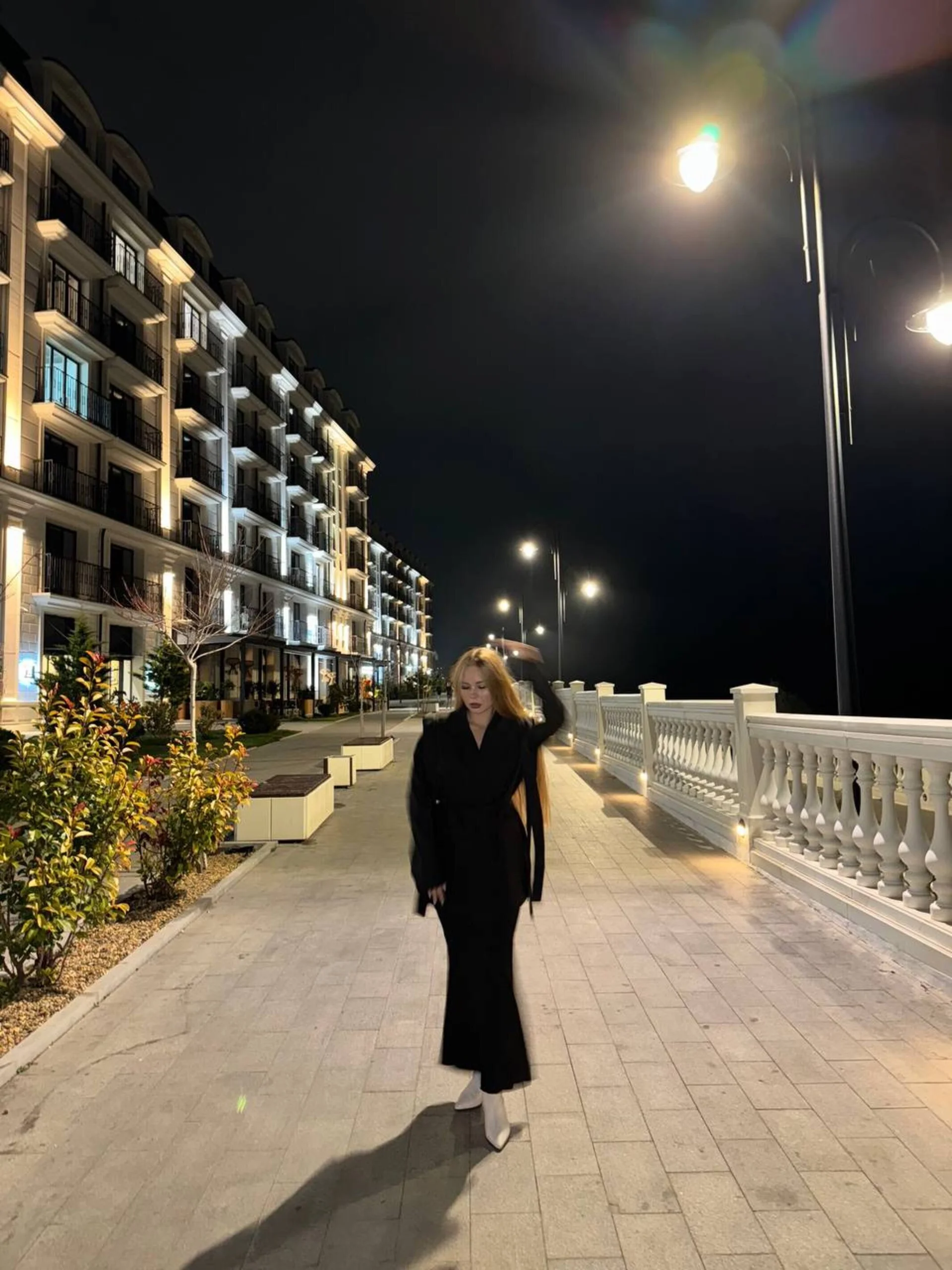 XXX Porn Photo of Nude Cary_blonde 16