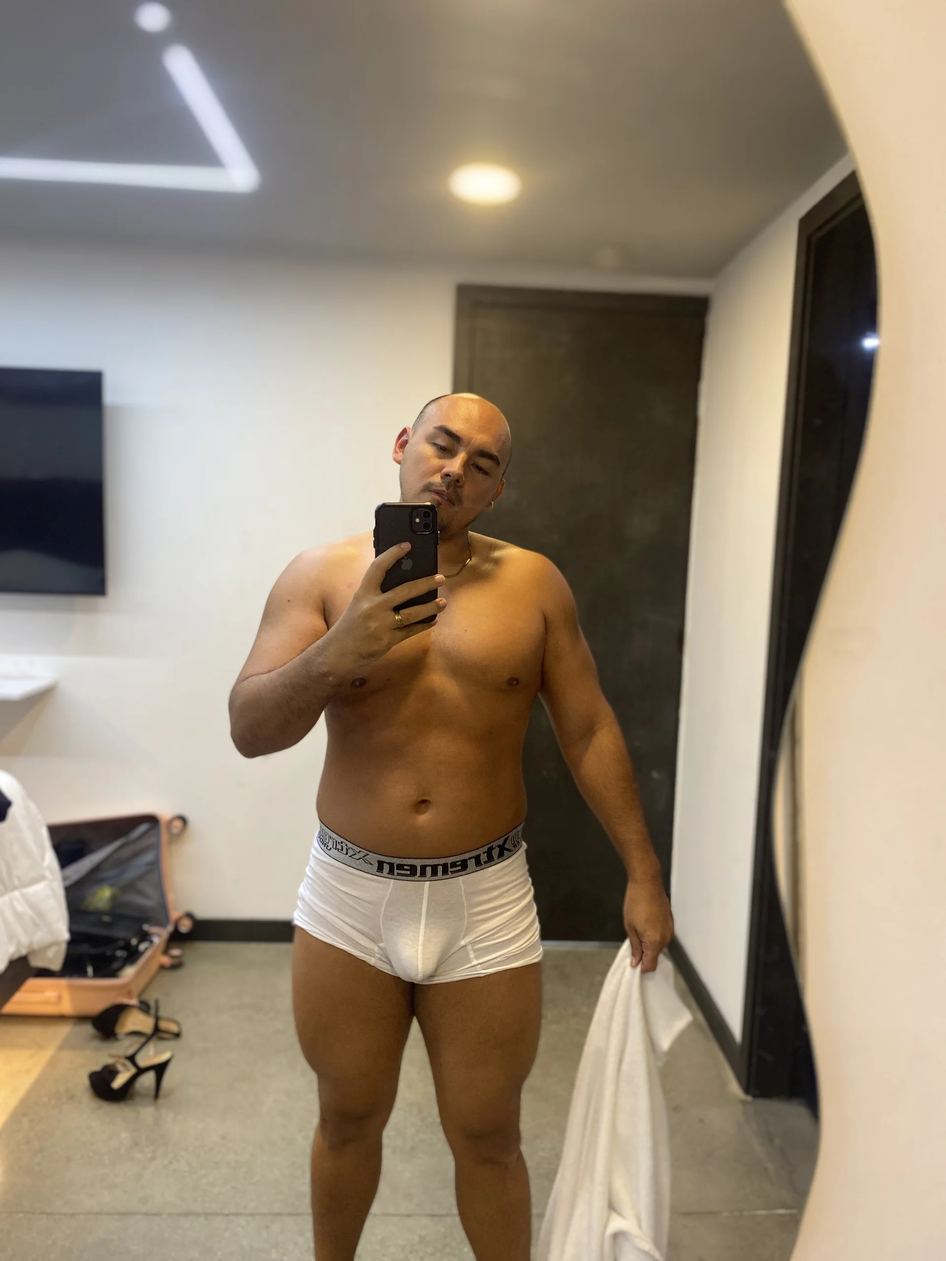 XXX Porn Photo of Nude eros_colby 14