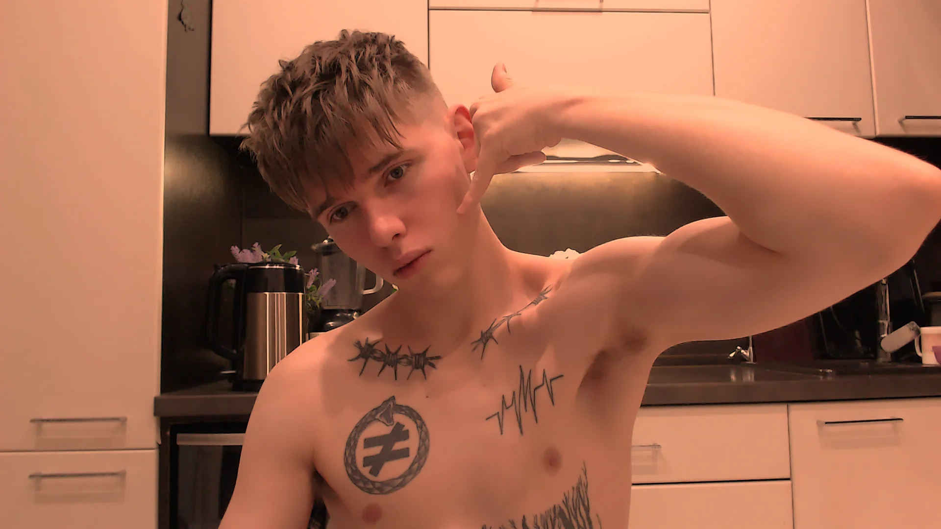 XXX Porn Photo of Nude Fredd_Xanders 3