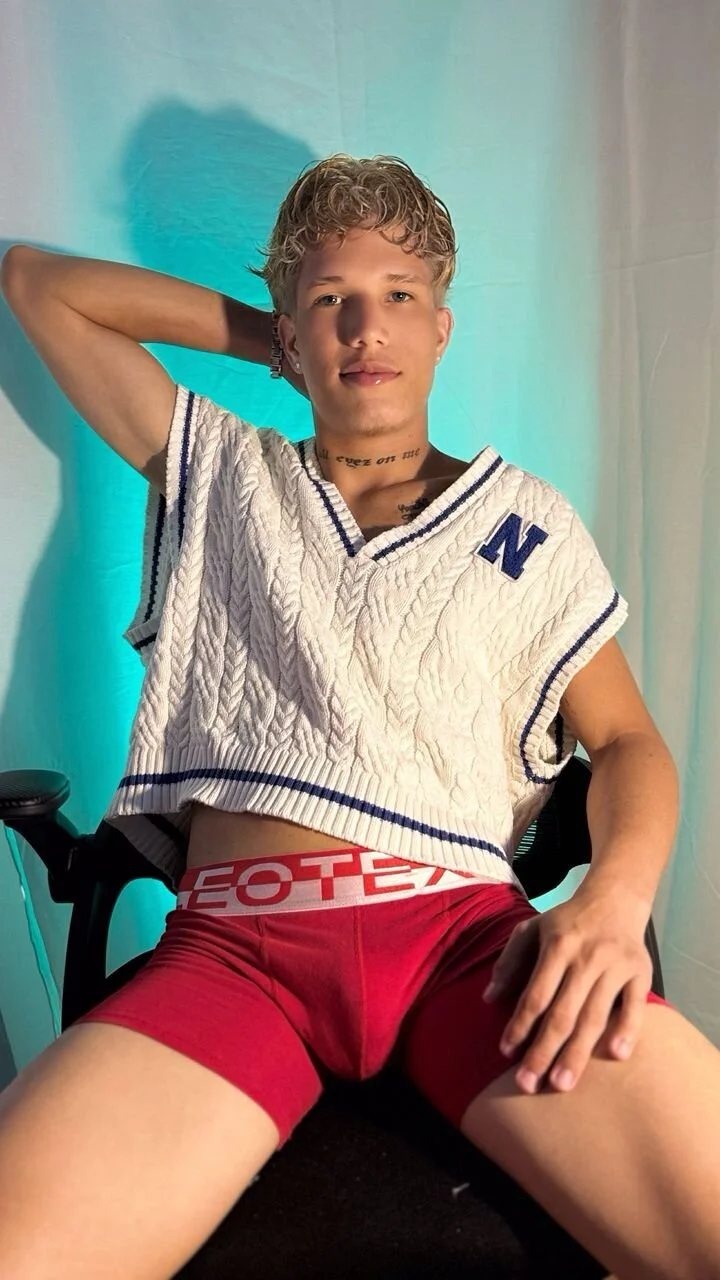 XXX Porn Photo of Nude AnderKnox 5