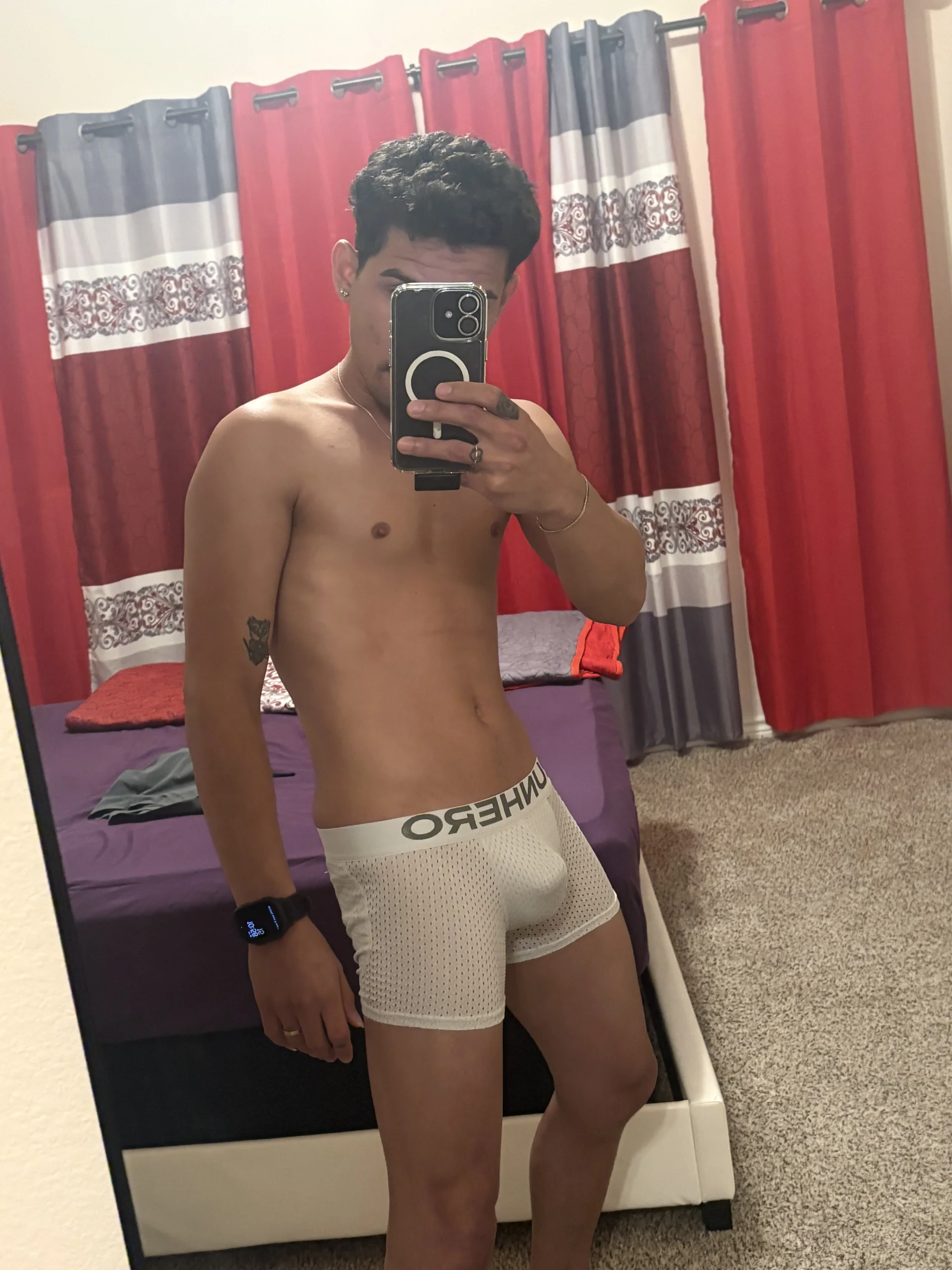 XXX Porn Photo of Nude EnisdelG 2