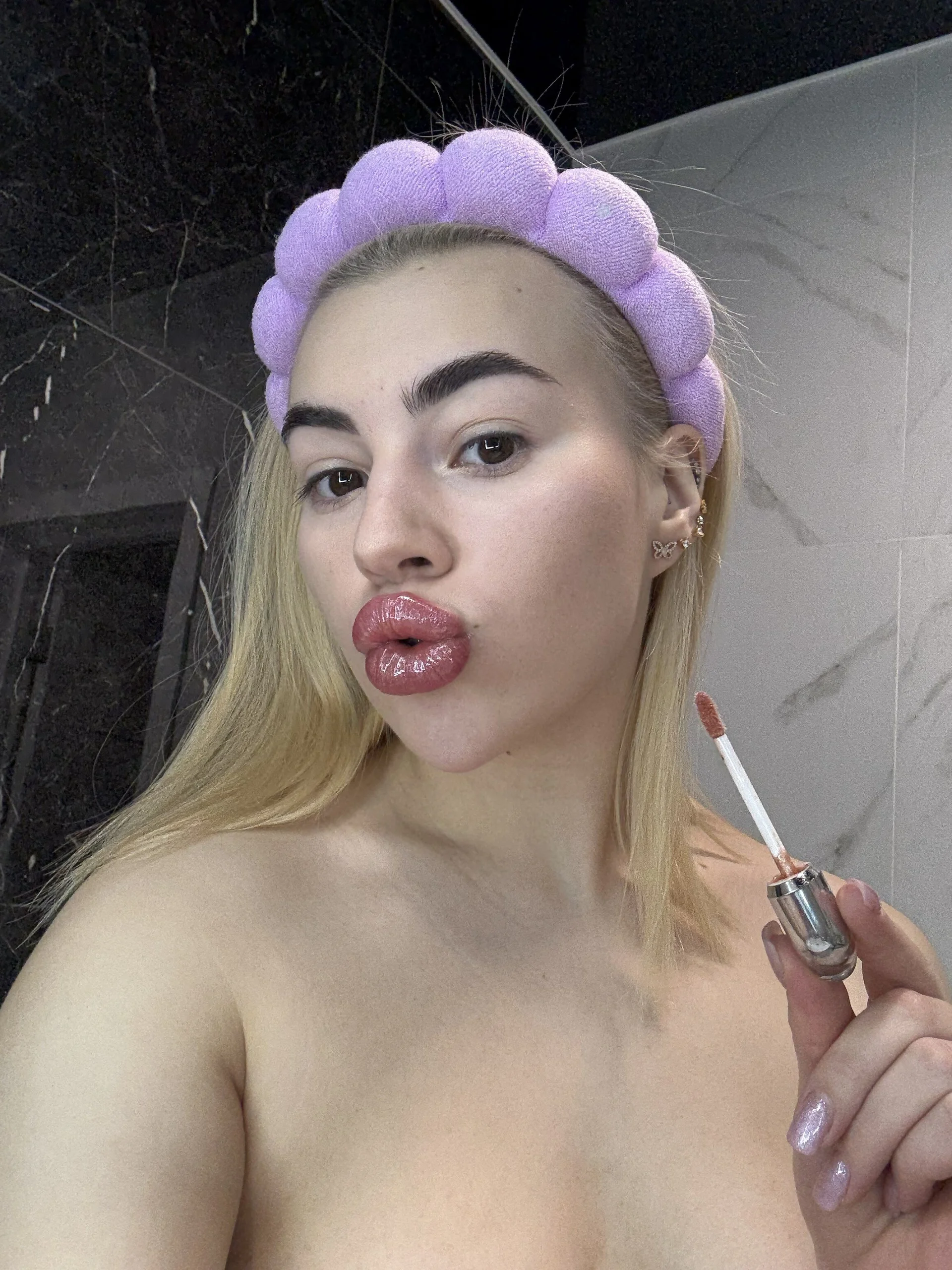 XXX Porn Photo of Nude lola_lippss 4