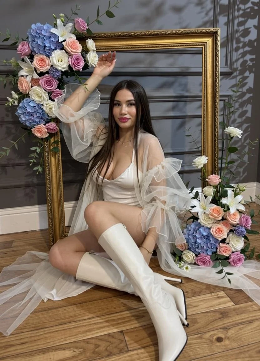 XXX Porn Photo of Nude MiaWhiteBunny 17