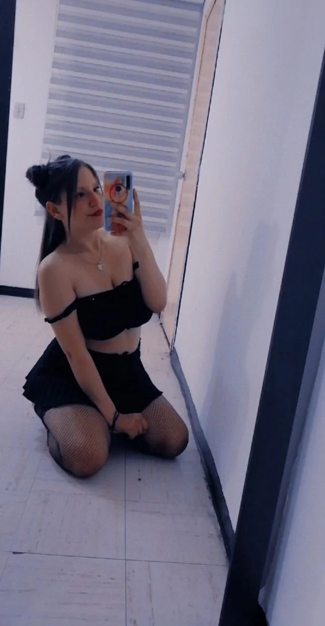 XXX Porn Photo of Nude valeriaa19 18