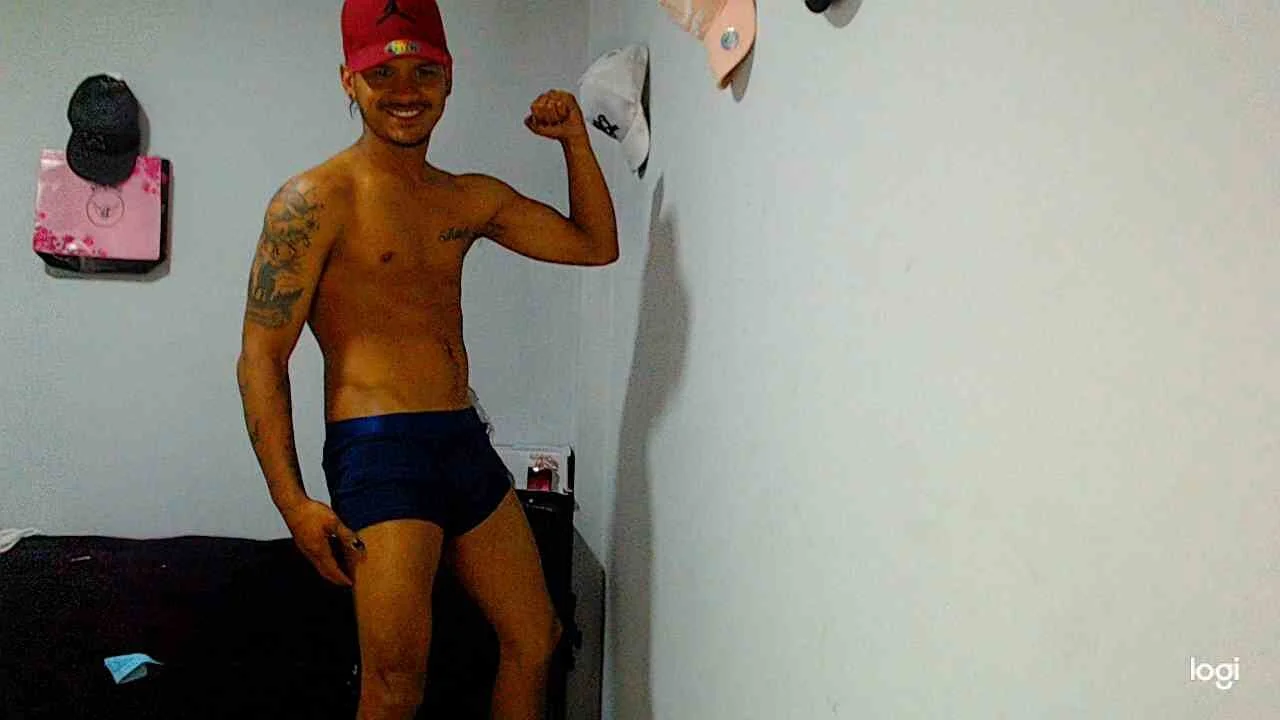 XXX Porn Photo of Nude davidcutterr 5