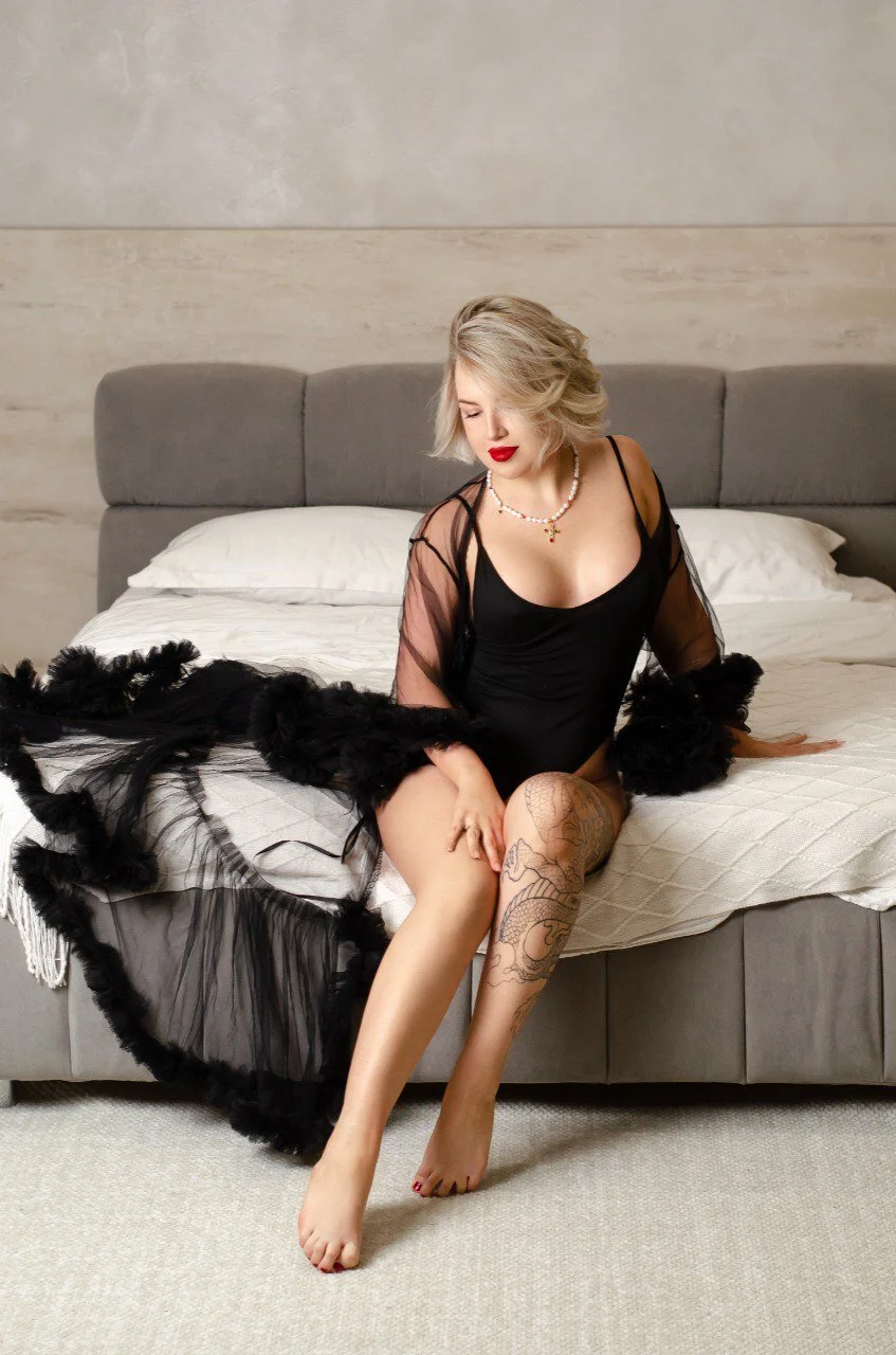 XXX Porn Photo of Nude crowned_goddess 24