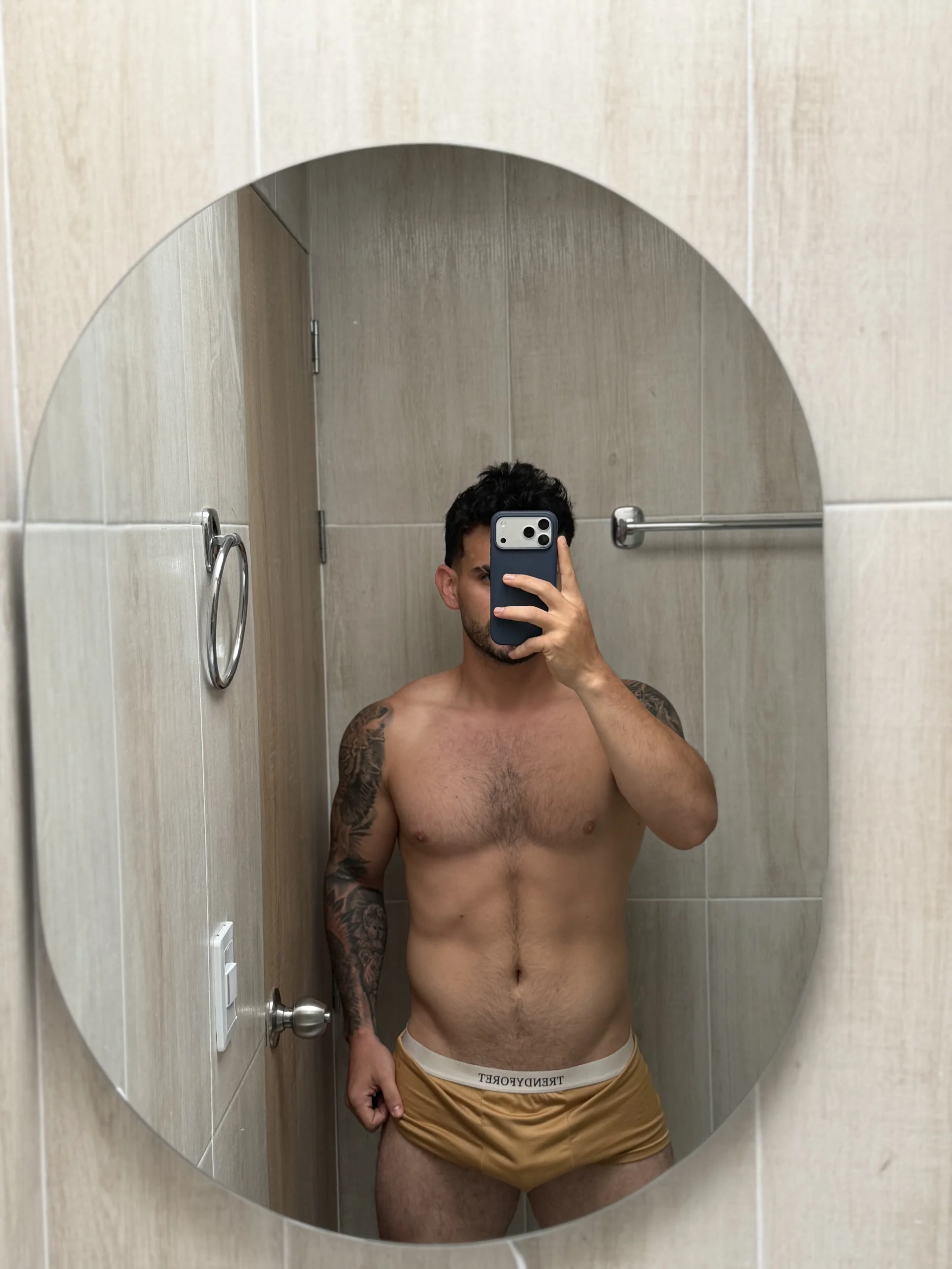 XXX Porn Photo of Nude Ricardogo19 4