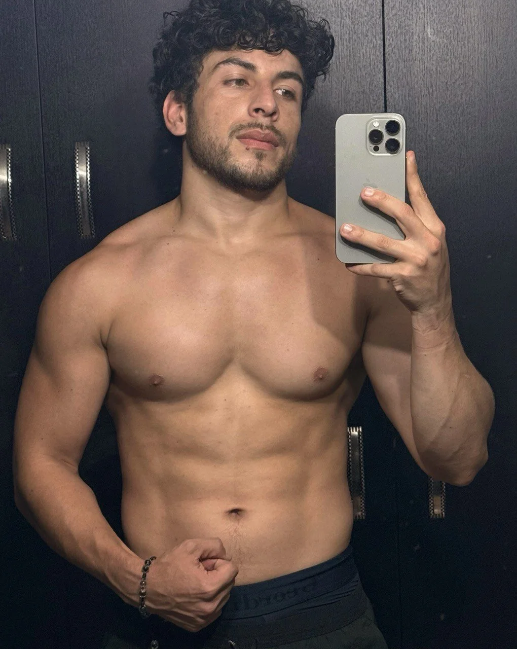 XXX Porn Photo of Nude bayronfit 56