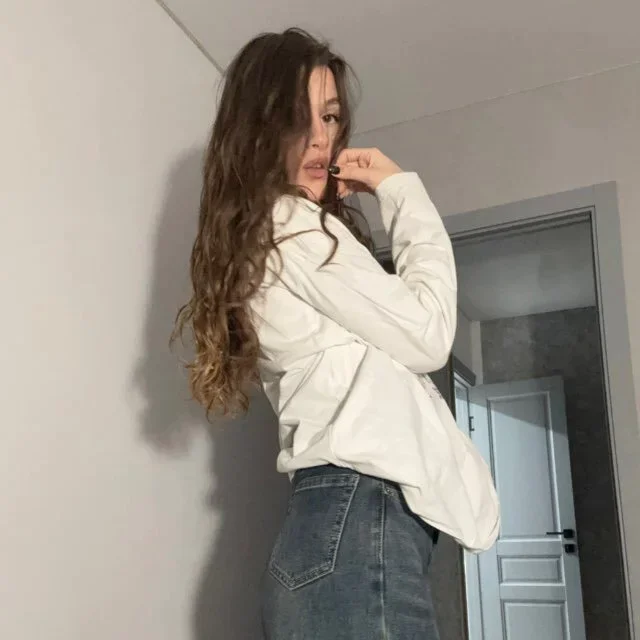 XXX Porn Photo of Nude LiseVener 5