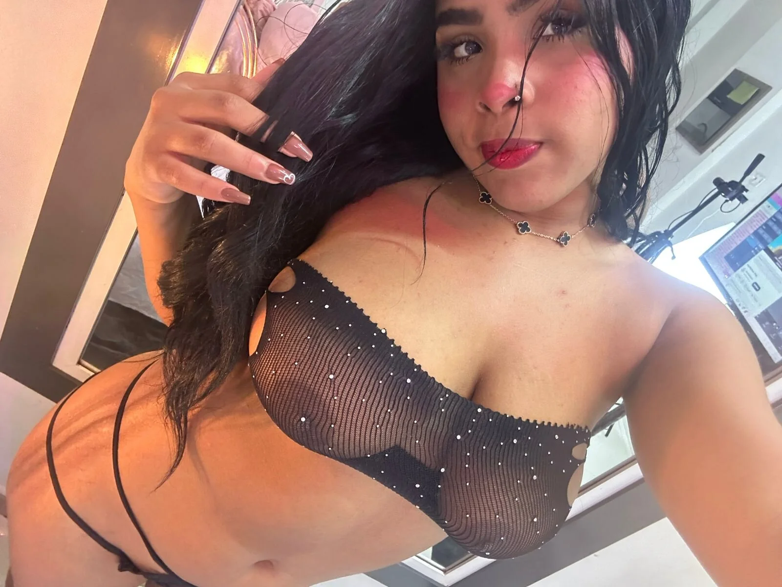 XXX Porn Photo of Nude VeronicaLodge23 85