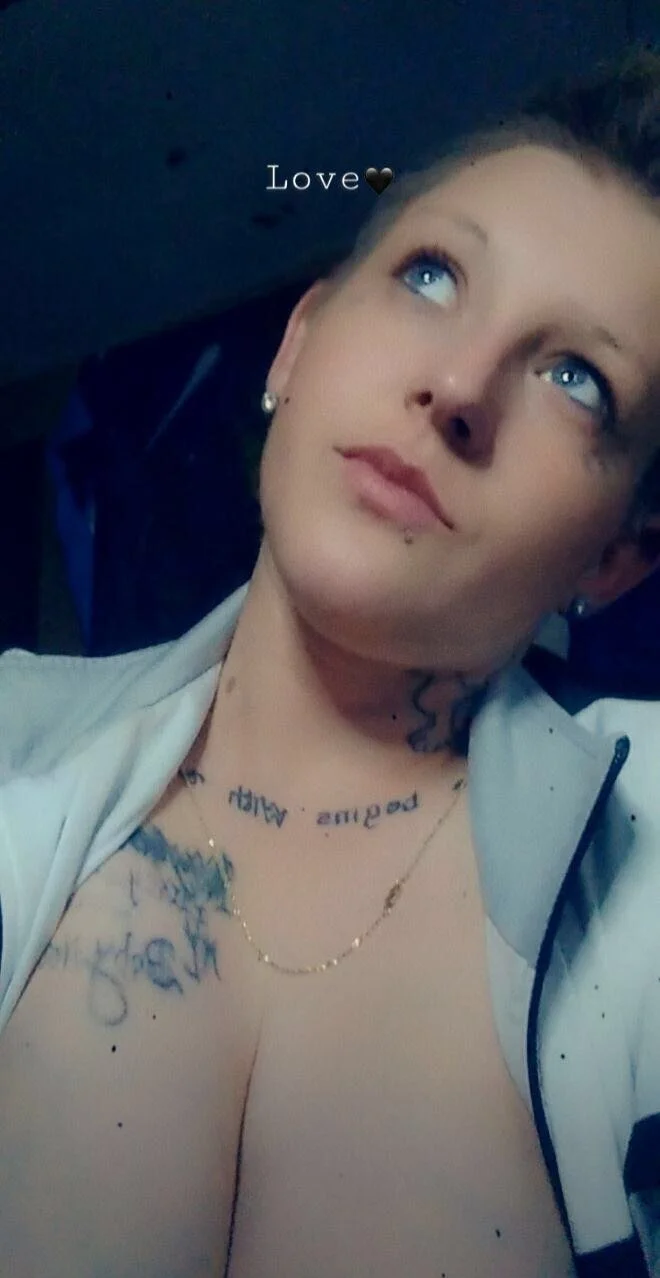 XXX Porn Photo of Nude MistressMaXx 2