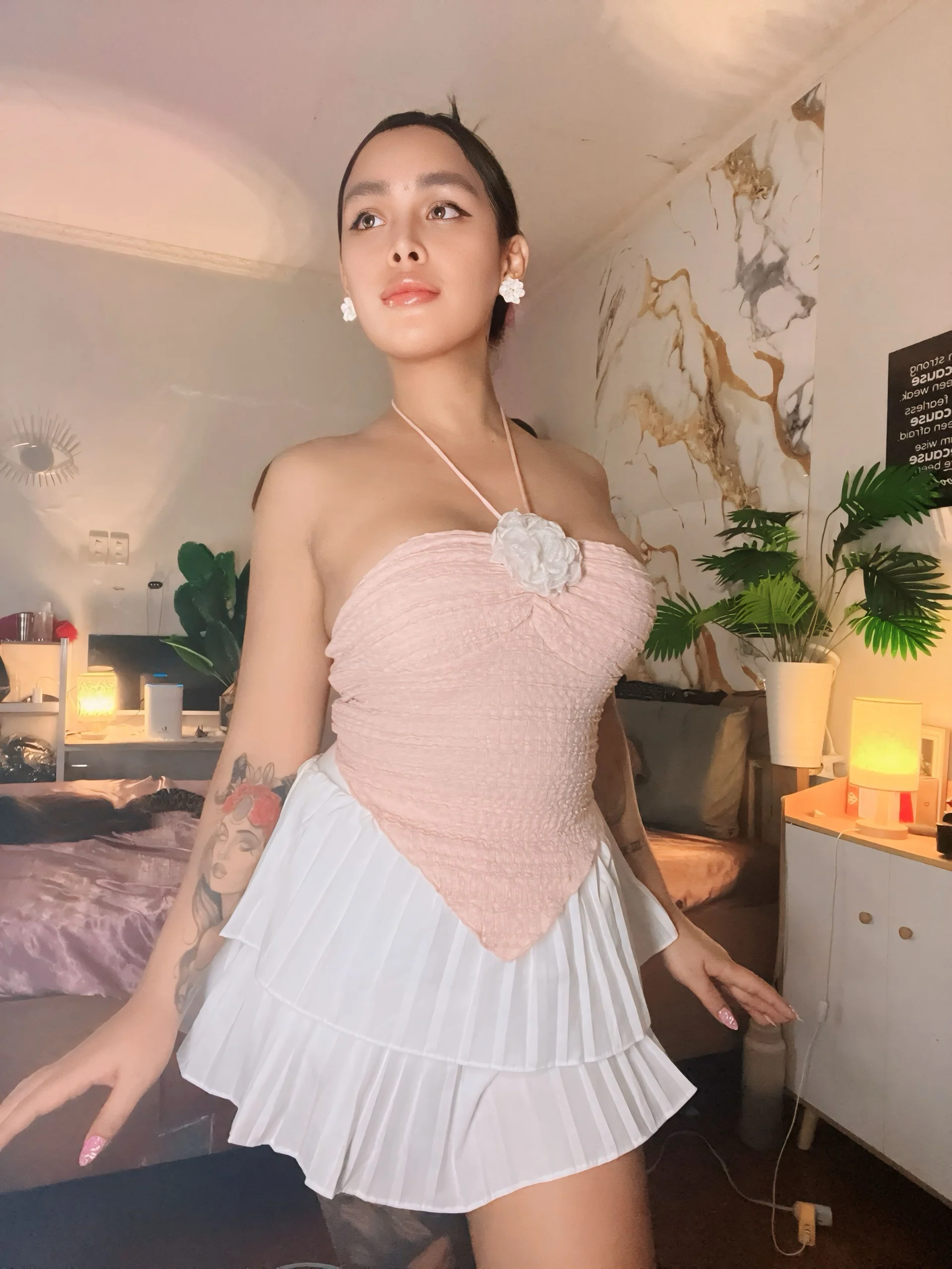 XXX Porn Photo of Nude LooveLolitaa69 16