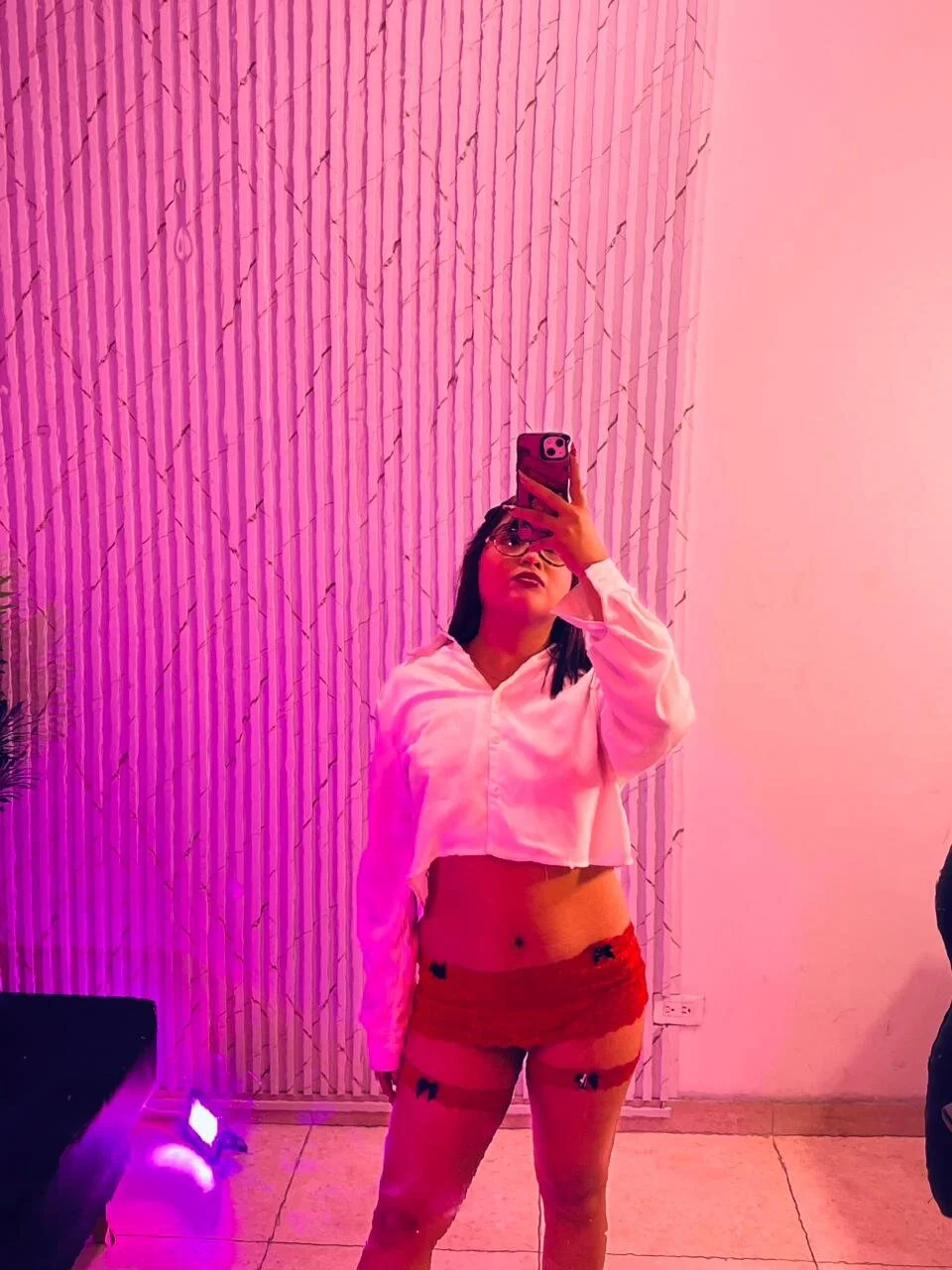 XXX Porn Photo of Nude foxy1_tay 4