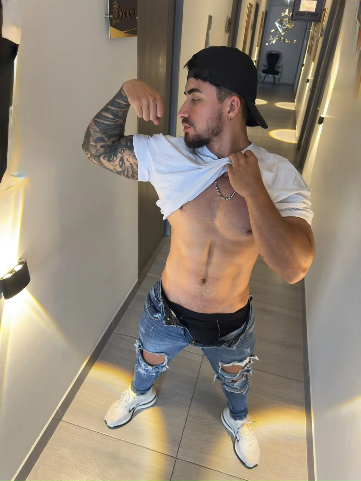 XXX Porn Photo of Nude Brad_Summer 159