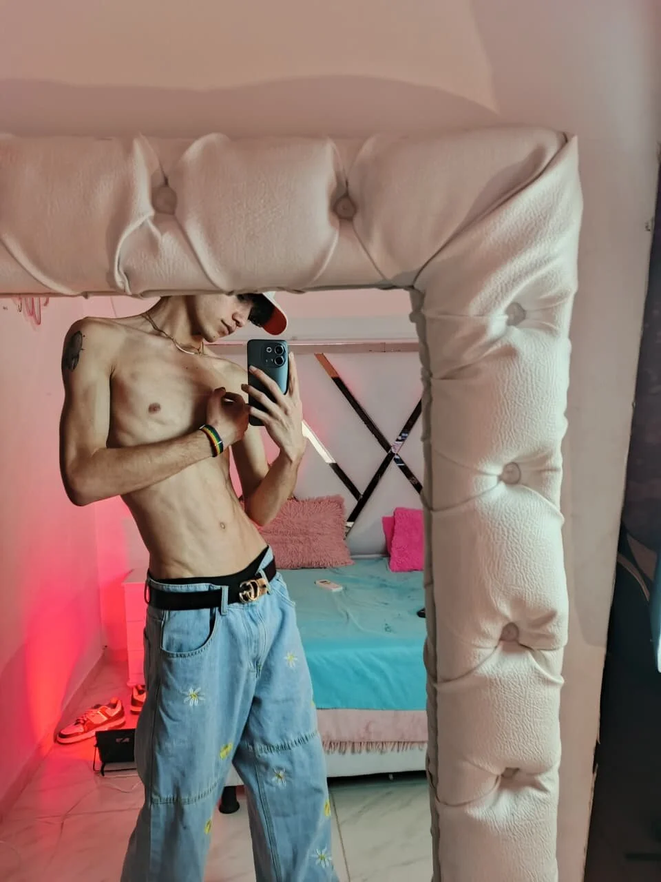 XXX Porn Photo of Nude thanier_18 11