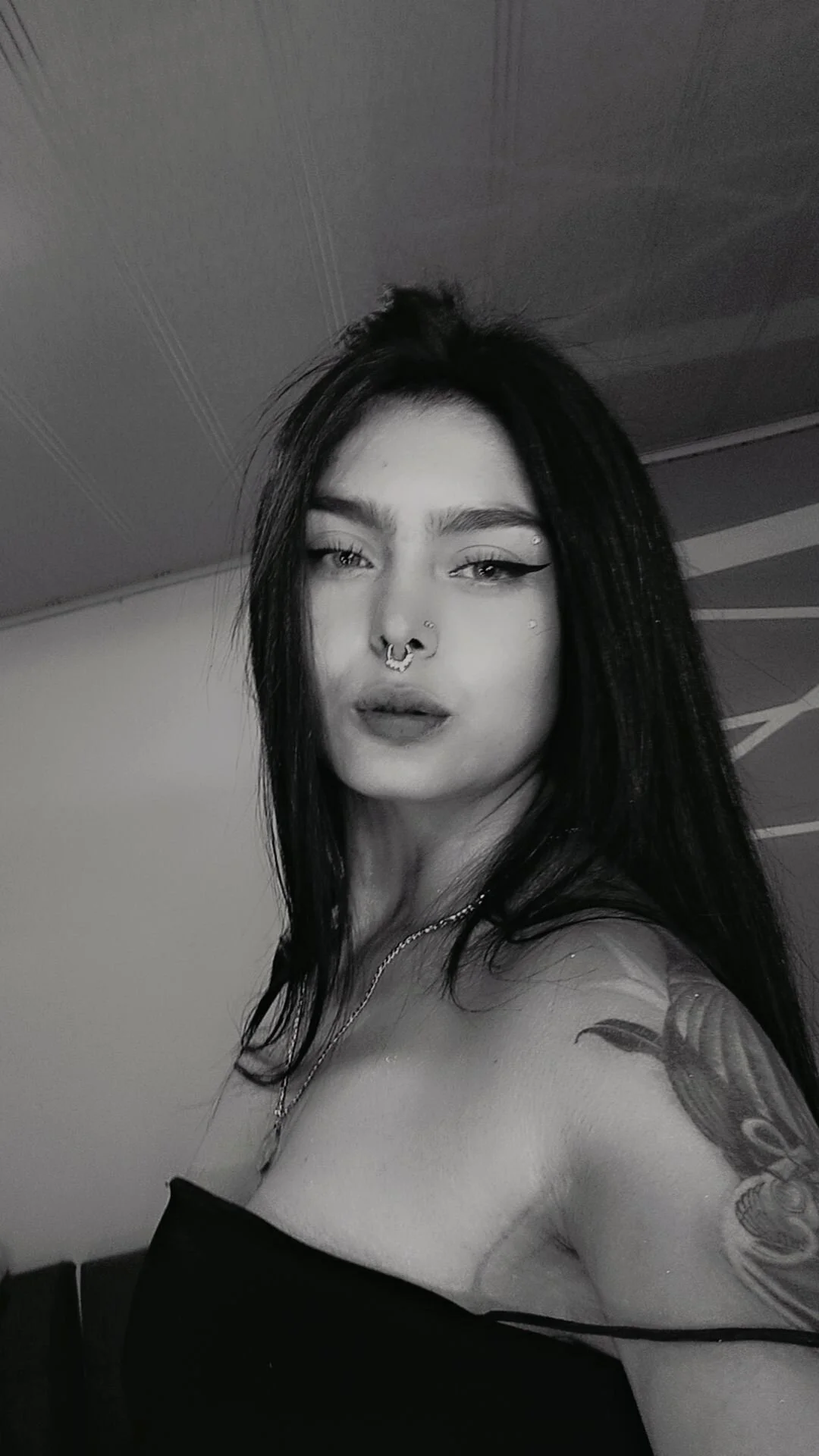 XXX Porn Photo of Nude Anny_Saenz 12