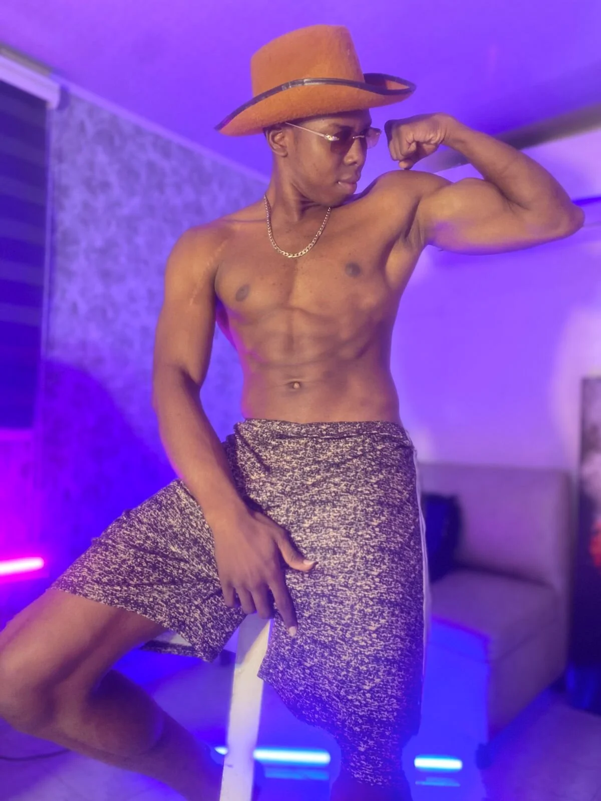 XXX Porn Photo of Nude mike_aly 17
