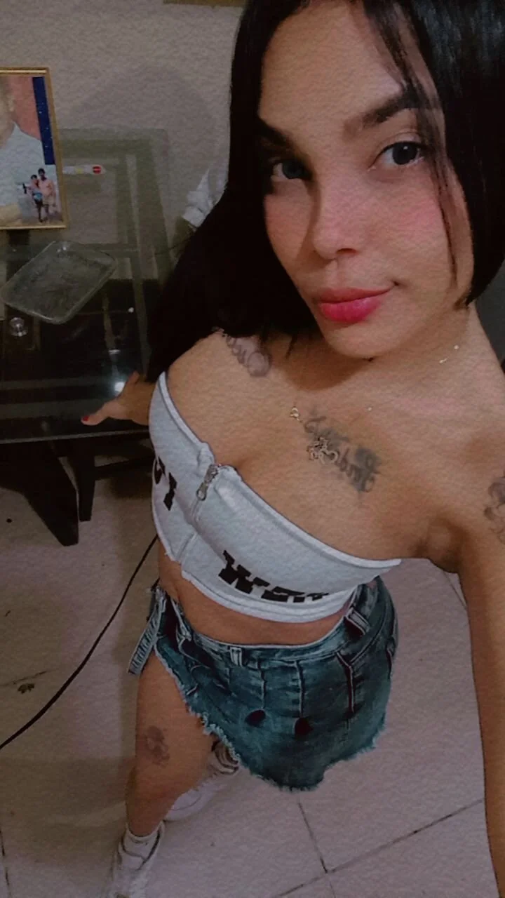 XXX Porn Photo of Nude wild_little_bitch2026_x 2