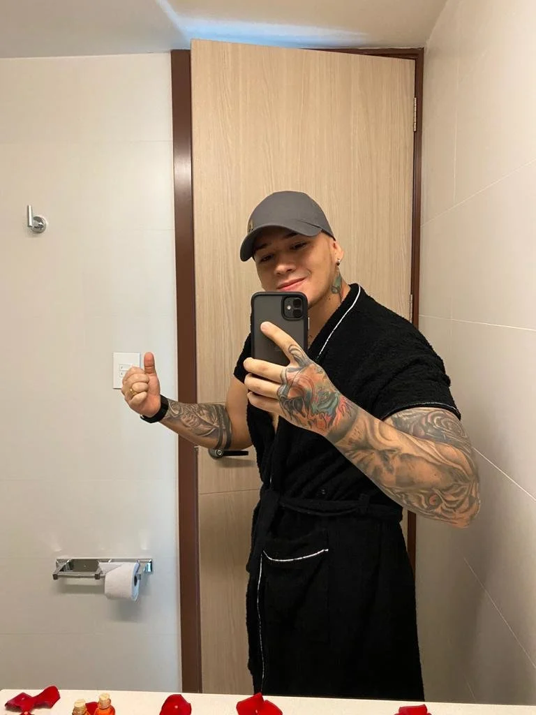 XXX Porn Photo of Nude kike_energy 9