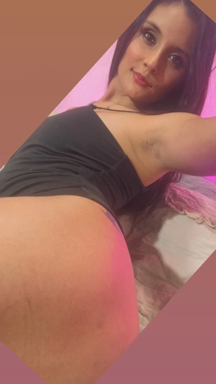 XXX Porn Photo of Nude Emii_t 5