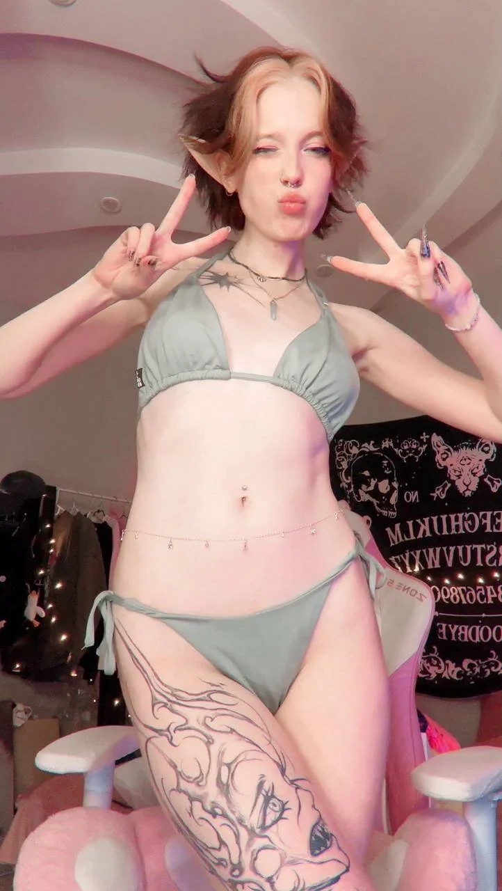 XXX Porn Photo of Nude Crackling_Tati 8