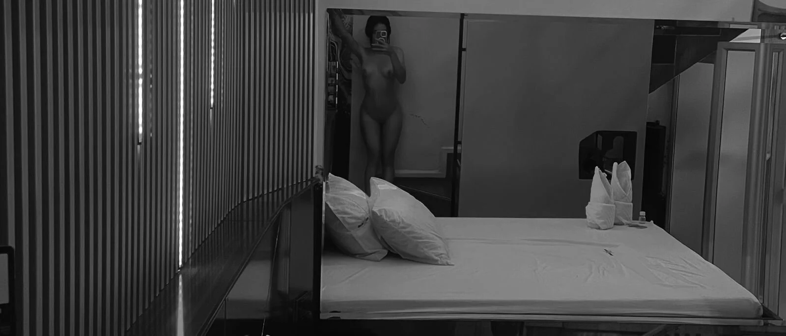 XXX Porn Photo of Nude camiifox_ 4