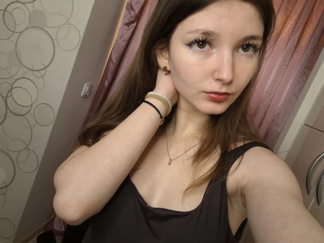 XXX Porn Photo of Nude DongMolt 376