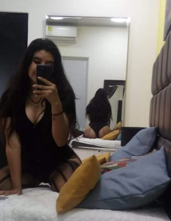 XXX Porn Photo of Nude alice_coopperx 2