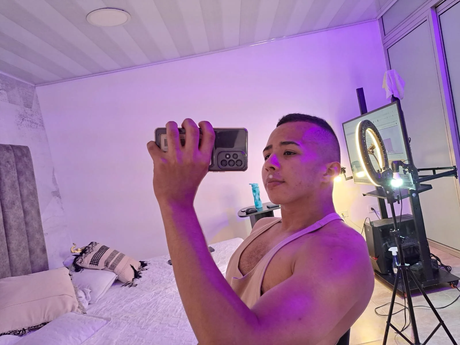 XXX Porn Photo of Nude Donathoo1 9