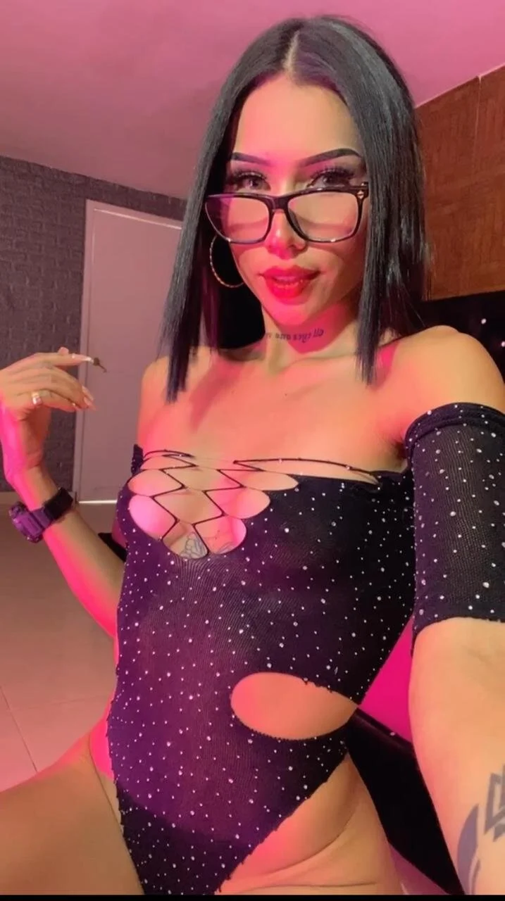 XXX Porn Photo of Nude valen_gill 1