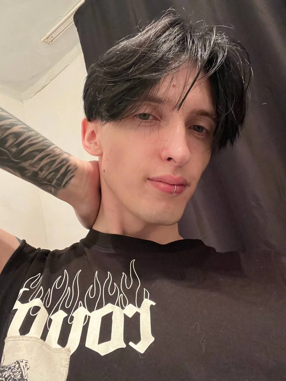 XXX Porn Photo of Nude Martin_Jin 1