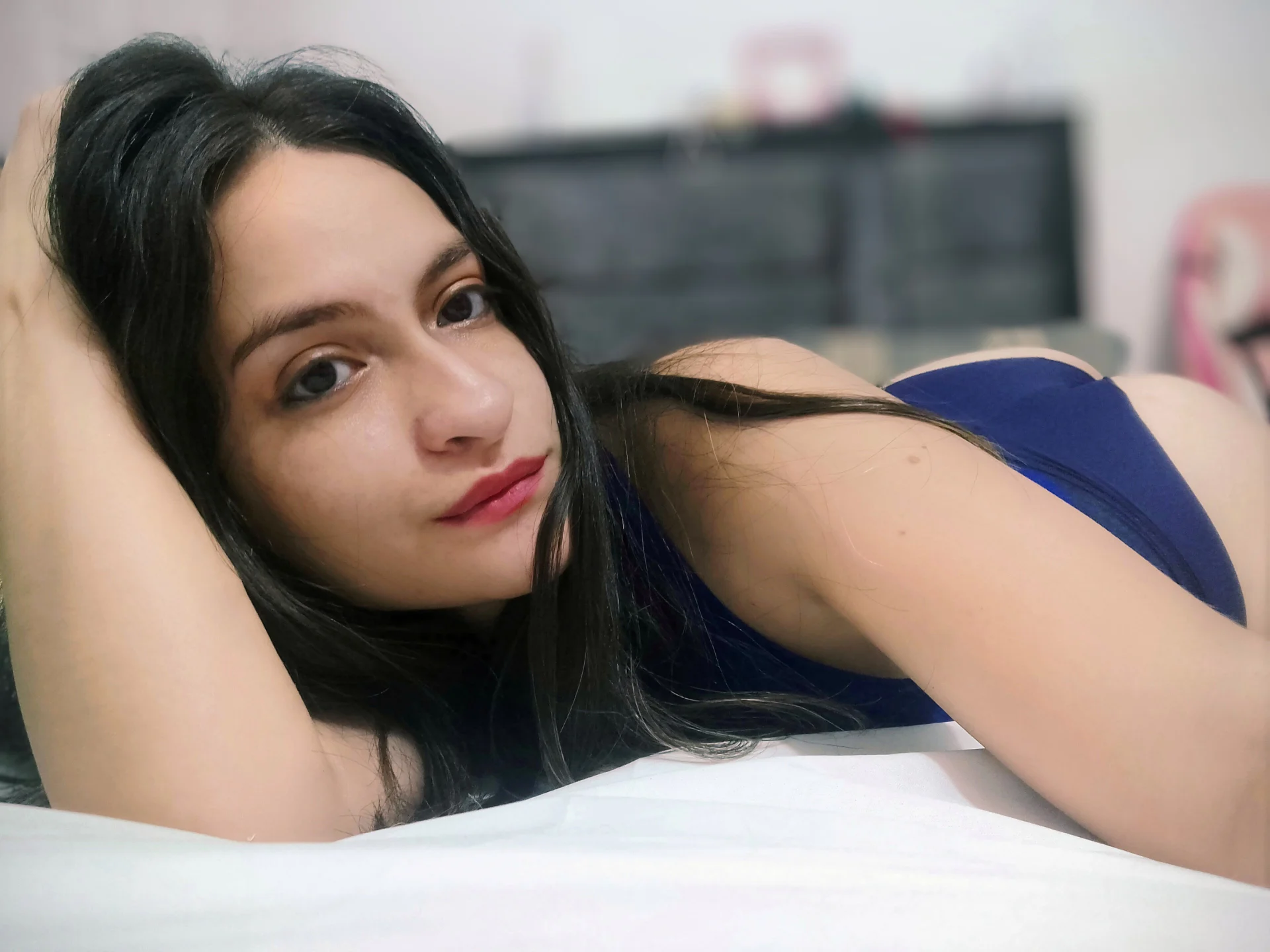 Ana_Squirty