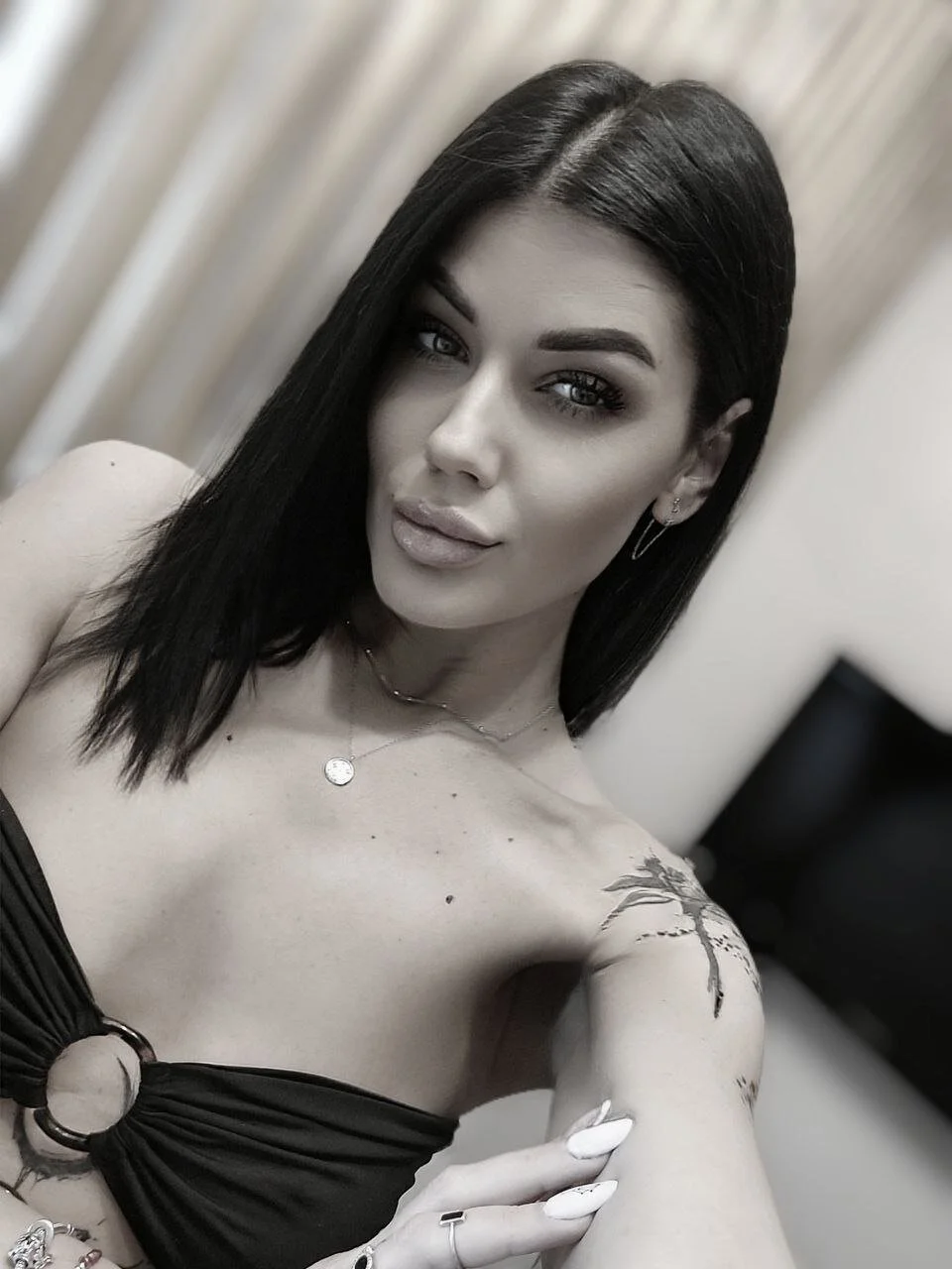 XXX Porn Photo of Nude YvonneEverlee 21
