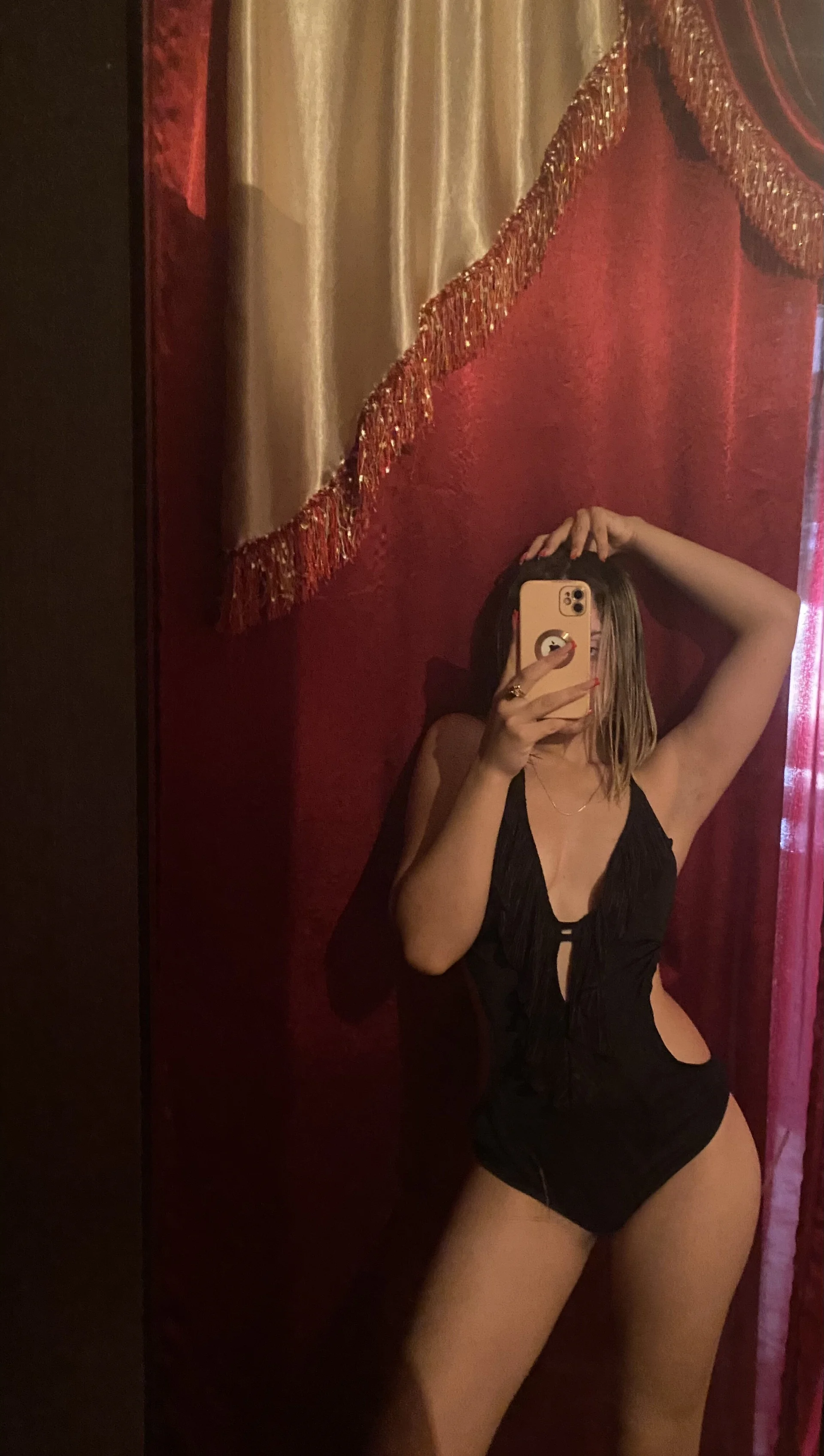 XXX Porn Photo of Nude Emma_99 2