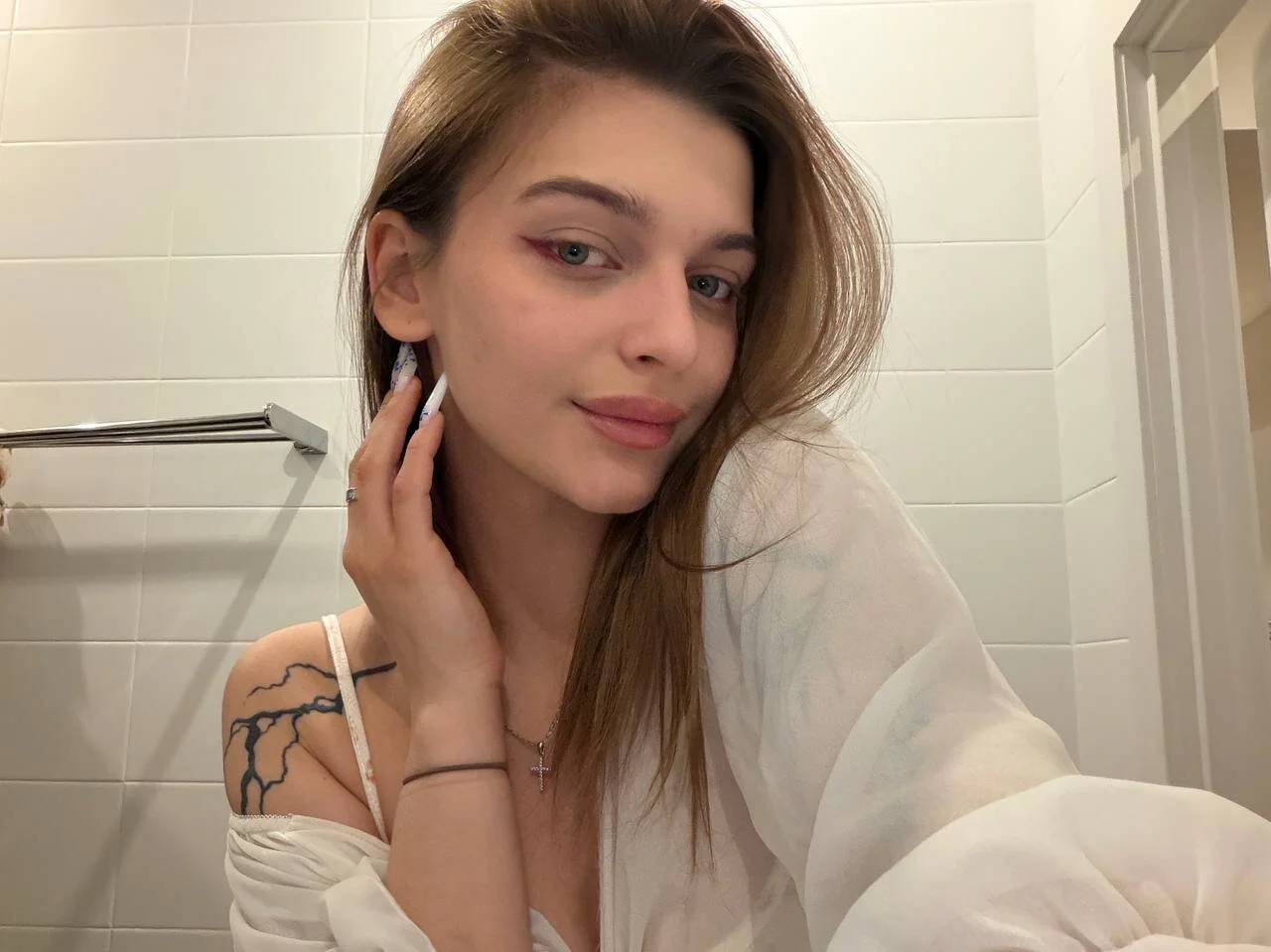 XXX Porn Photo of Nude AdameShoyer 19