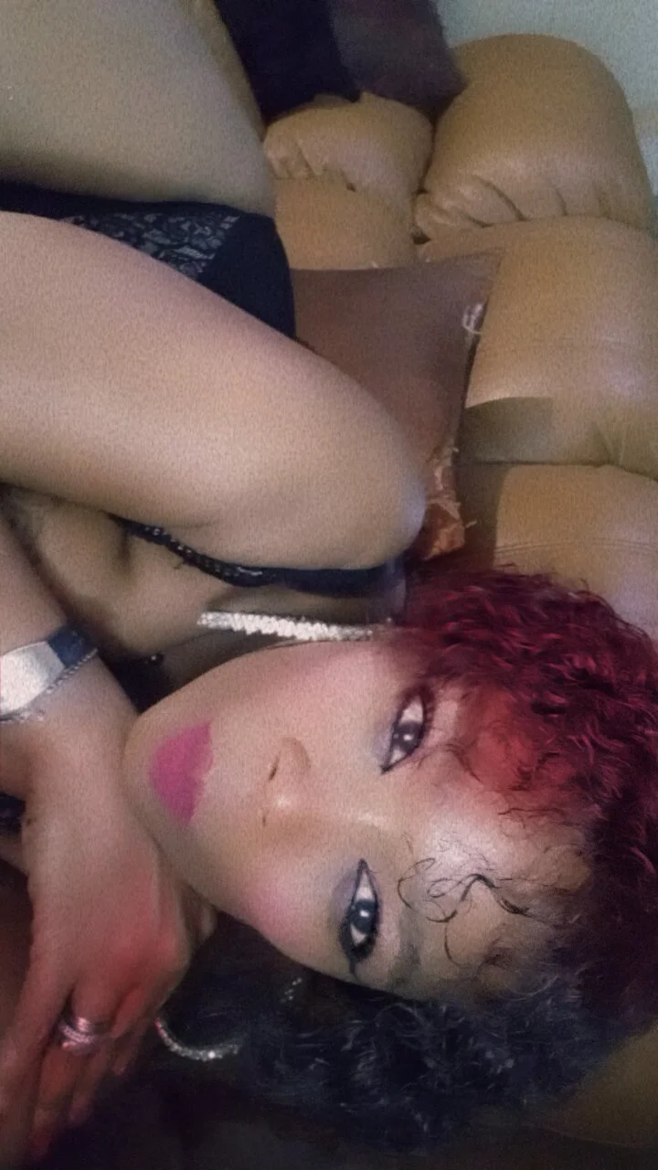 XXX Porn Photo of Nude Gucci_Bx 98