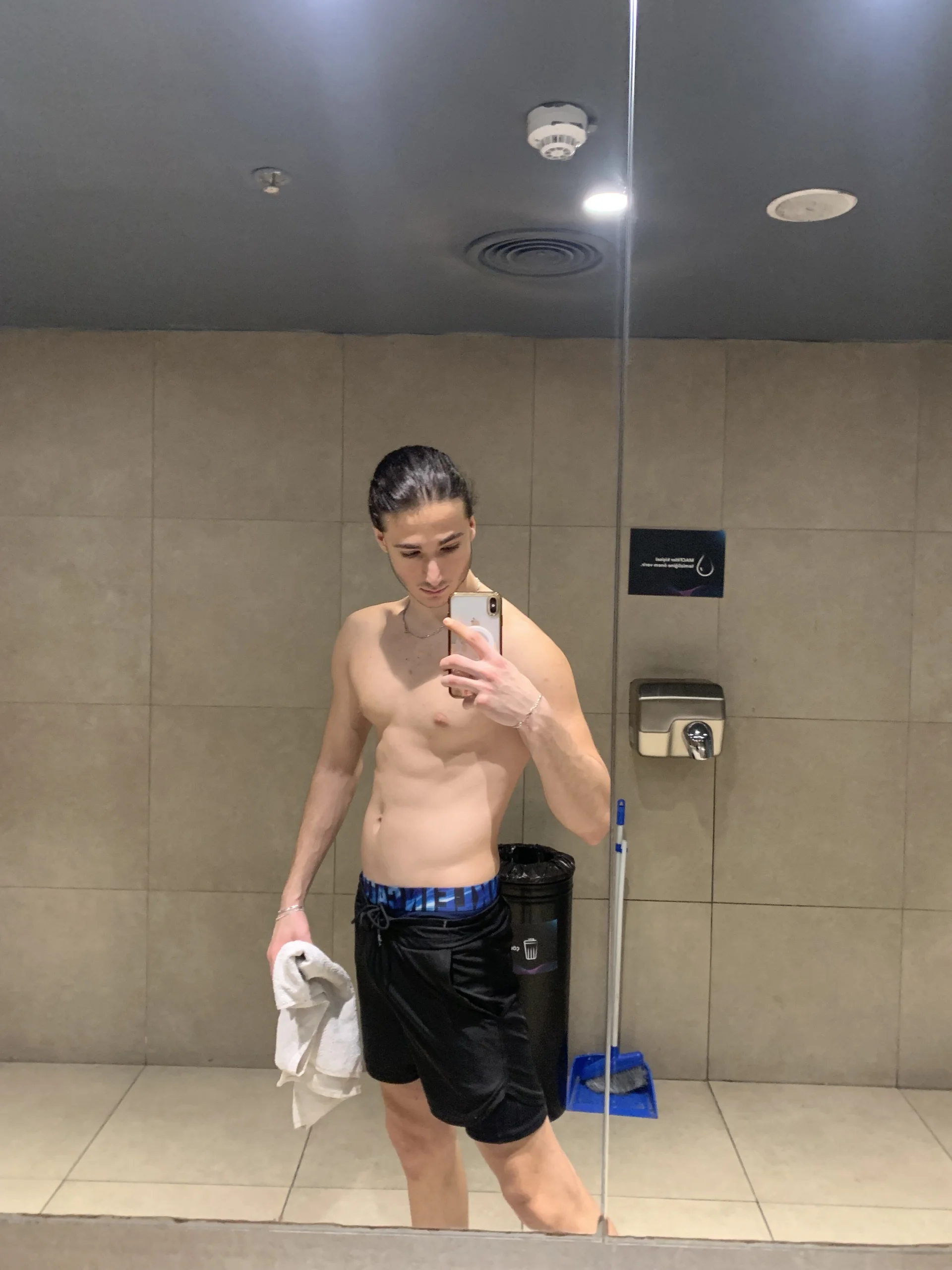 XXX Porn Photo of Nude adnano-sax 8