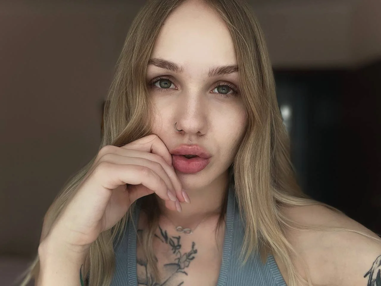 XXX Porn Photo of Nude Jules_Queen 3